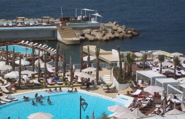 Riviera Hotel Beirut image 8